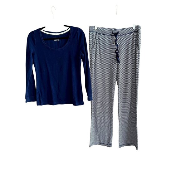 Gillian & O'Malley Navy Blue Striped Pajamas Set Size Medium Cozy Loungewear - Picture 1 of 7